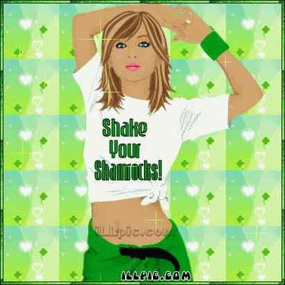 17.03: зелёный квадратный фон с клевером и надписью «Shake Your Shamrocks!»