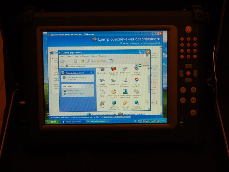 ORSiO TP701: экран с Центром обеспечения безопасности Windows в русской локализации