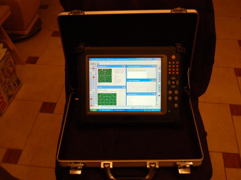 ORSiO TP701 в чёрном кейсе: экран с интерфейсом Visual TFAG50, 2007 год