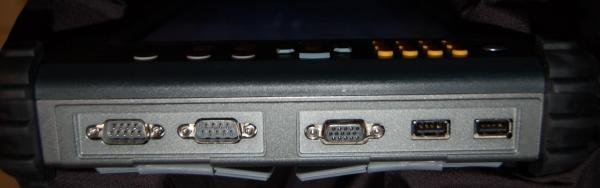 ORSiO TP701: задняя панель с двумя VGA и двумя USB-портами