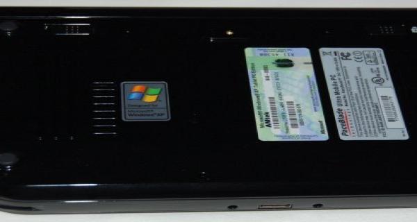 Чёрный ноутбук PowerBook G4 в Origami, 2005