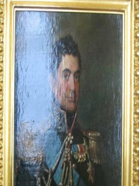 Портрет в золочёной раме в Гатчине, 2006