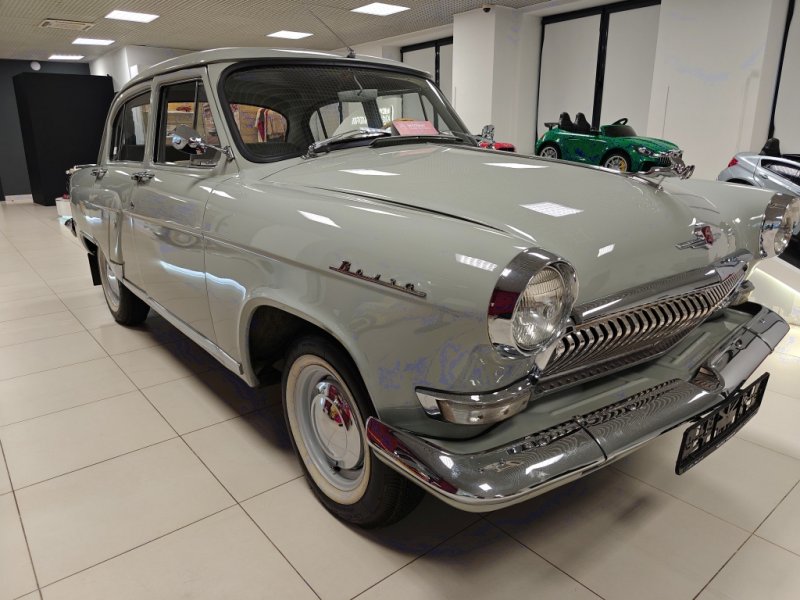 Лада-2100 в выставочном зале MAMO71, Россия