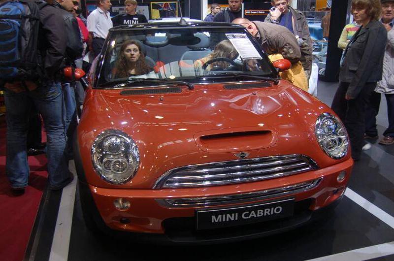 Мини Кабрио 2006 на Motorshow в России