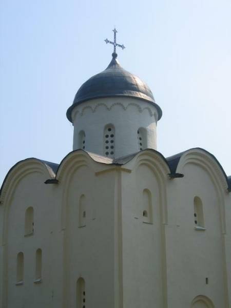 Купол церкви в Старой Ладоге, 2006 год