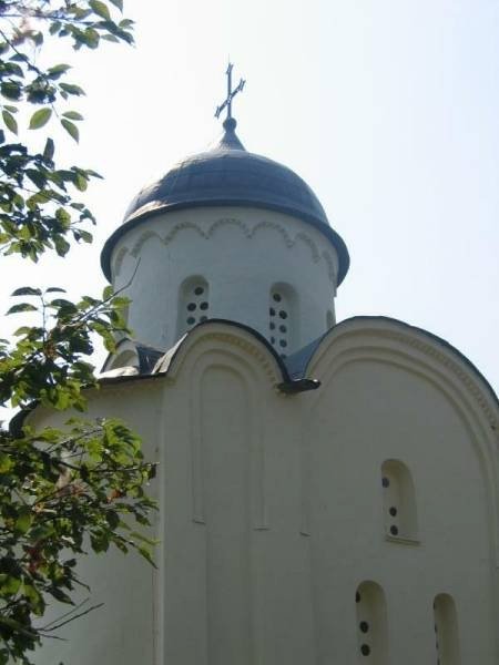 Купол церкви в Старой Ладоге, 2006 год