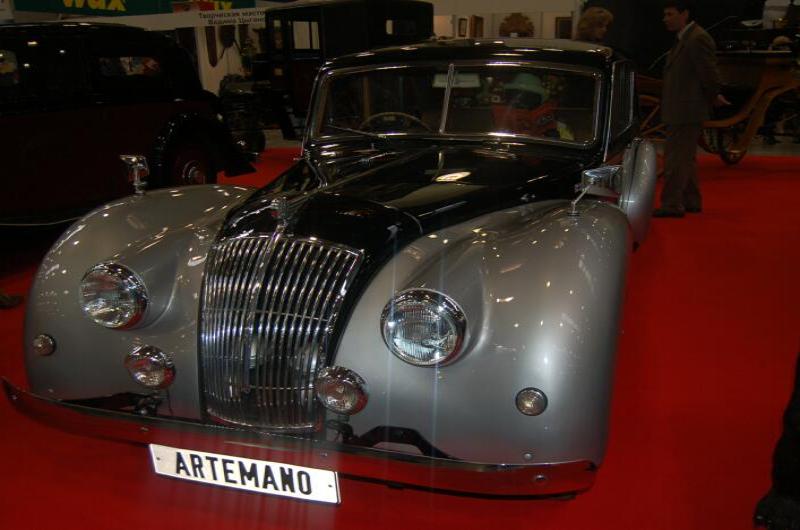 Oldtimer 2006: серебристый «Артемано» на красном ковре в Москве