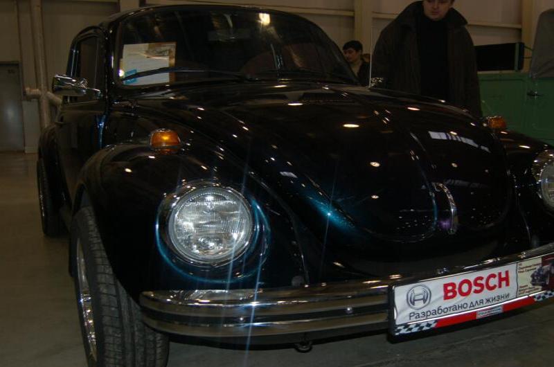 Чёрный Volkswagen Beetle на выставке Oldtimer в России, 2006