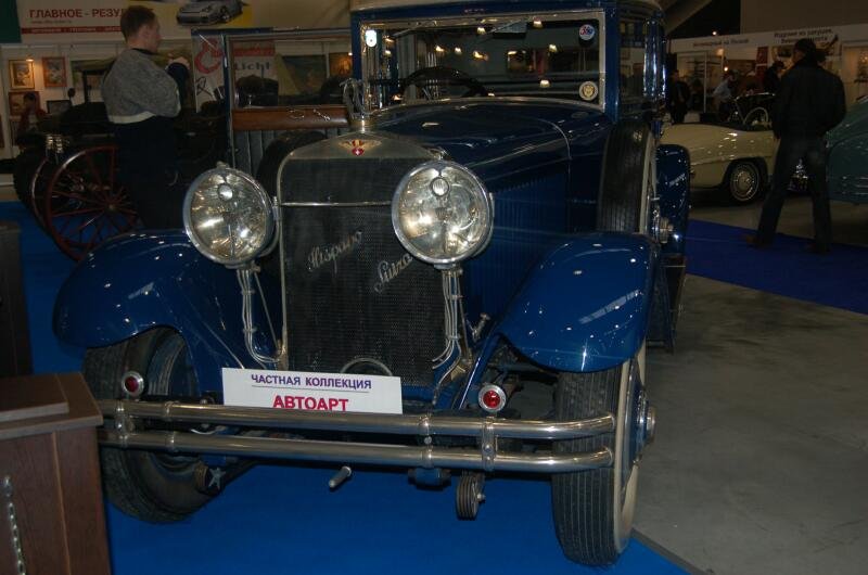 Oldtimer 2006: синий «Вазарин» на выставке в России