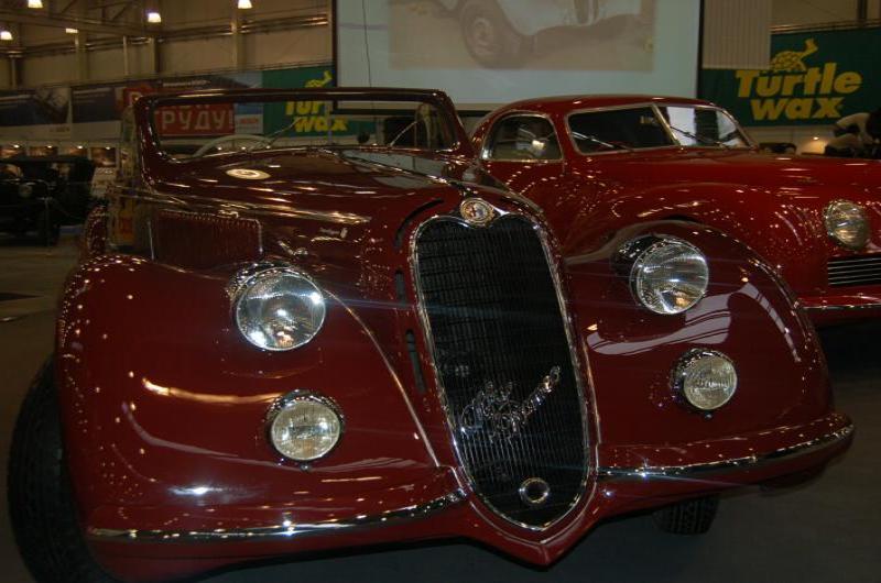 Oldtimer 2006: красные Alfa Romeo на выставке в России