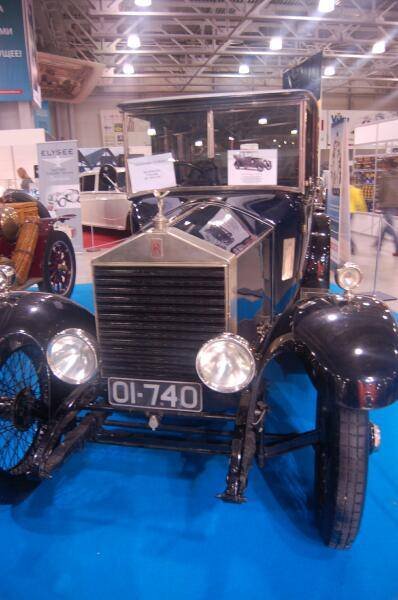 Oldtimer 06 2: чёрный ретро-автомобиль с номером ОI-740