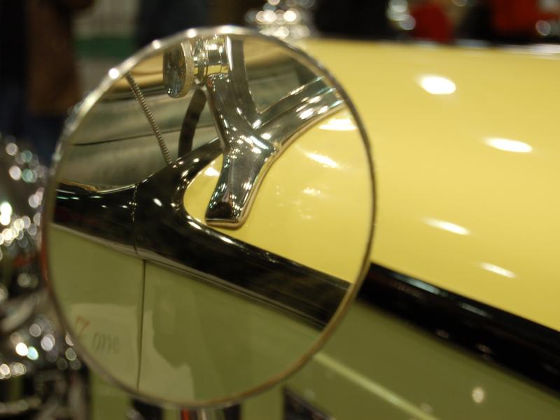 Oldtimer 2007: зеркало «Западного» кузова в отражении
