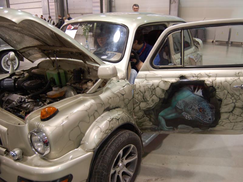 Oldtimer 2007, Москва: «Мини» с ящерицей на двери