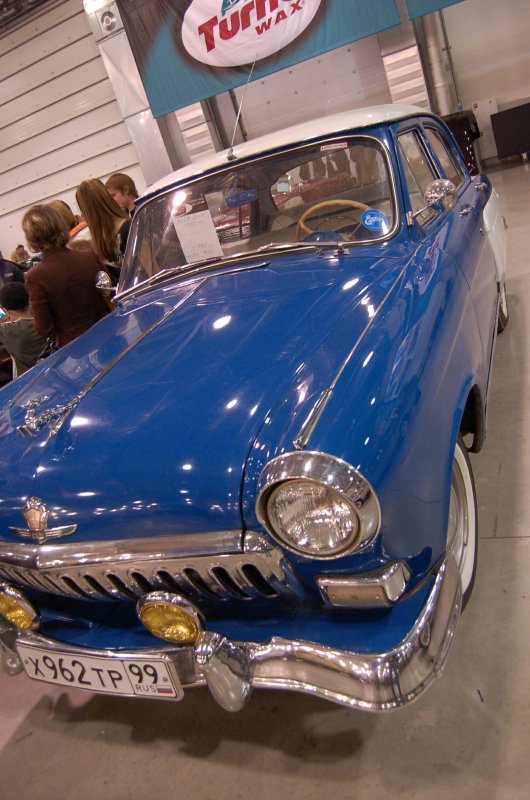 Oldtimer 2007: синий «Волга» ГАЗ-21 на выставке в России