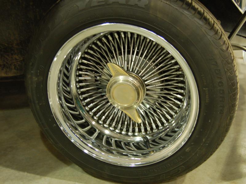 Oldtimer, Россия, 2007: колесо с радиальными спицами и хромированным ободом