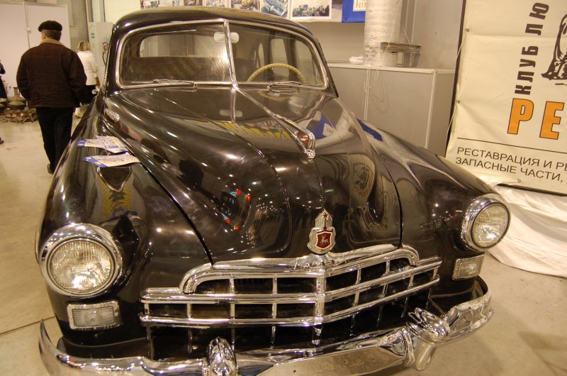 Oldtimer 2007: чёрный «ГАЗ-М-21» на выставке в России