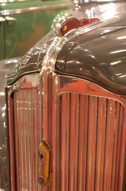 Oldtimer 2007, Россия: хромированный бампер с редким значком