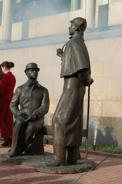 Памятник Шерлоку Холмсу в Москве, 2010-е годы