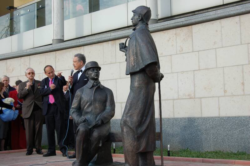 Памятник Шерлоку Холмсу в Москве, 2010-е годы