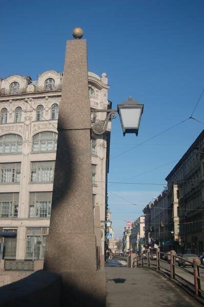 Обелиск на Мосту Святого Иоанна, Санкт-Петербург