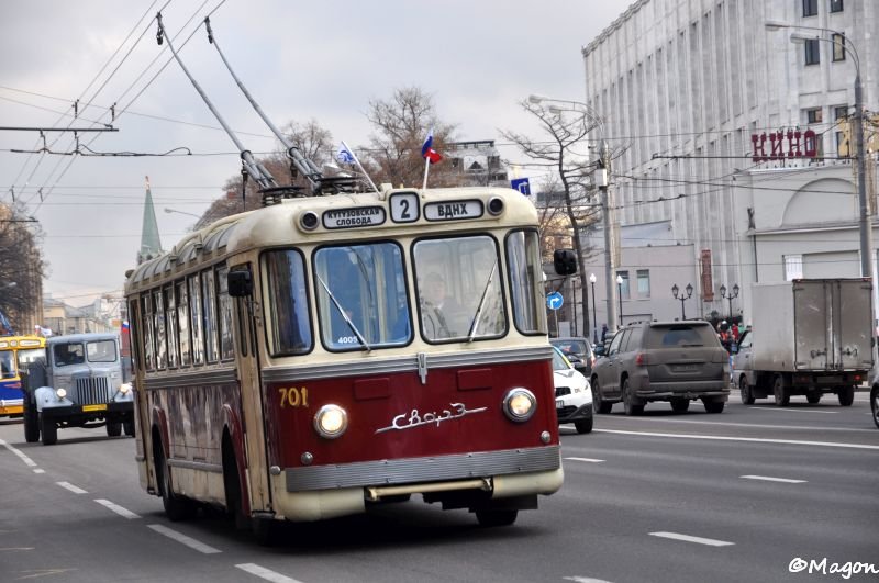 Троллейбус 701 на Параде троллейбусов в Москве, 15 ноября 2014