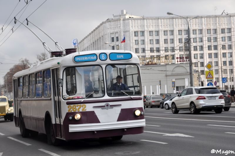 Троллейбус 2672 на Троллейбусном параде в Москве, 15 ноября 2014