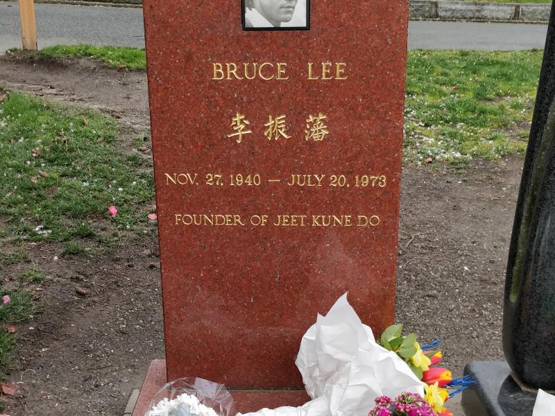 Bruce Lee grave